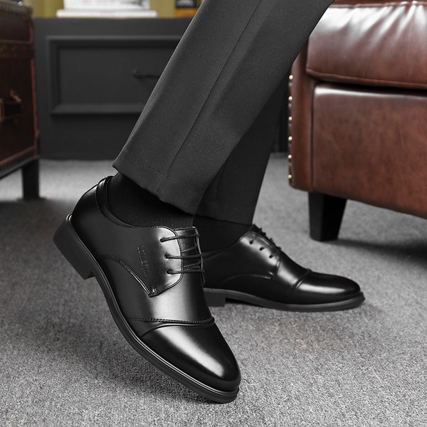 Stiilsed paeltega kunstnahast meeste kingad