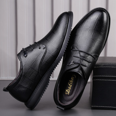 Praegused meeste kingad kahes mudelis paeltega