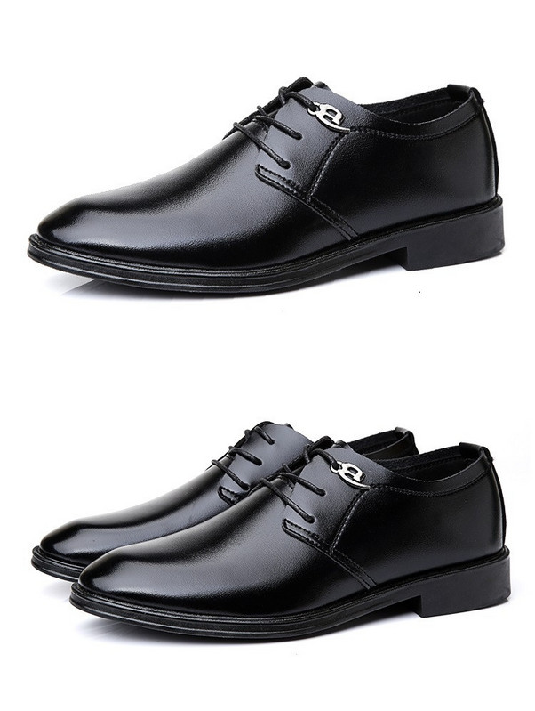 Stiilsed pandla ja paeltega meeste kingad