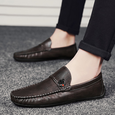 Praegused meeste ökonahast mokassiinid pandlaga ja lameda tallaga