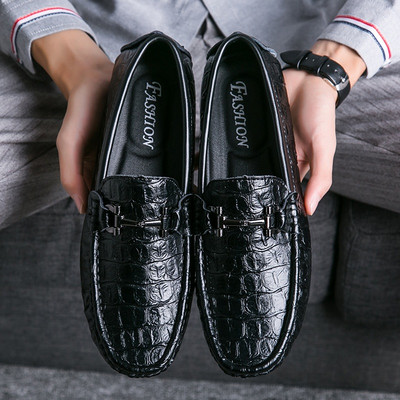 Meeste stiilsed pandlaga ökonahast mokassiinid