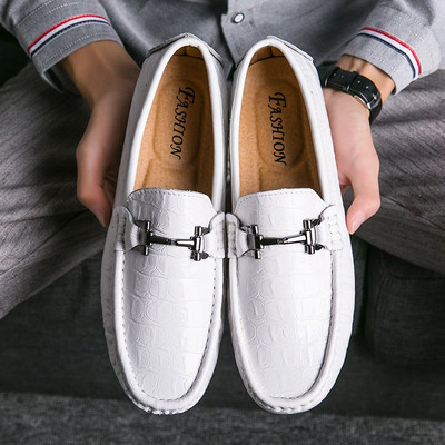 Meeste stiilsed pandlaga ökonahast mokassiinid