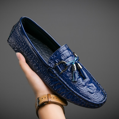 Meeste stiilsed luku ja paeltega mokassiinid