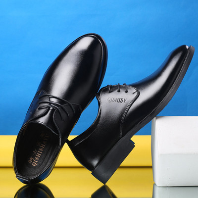 Praegused ökonahast paeltega meeste kingad