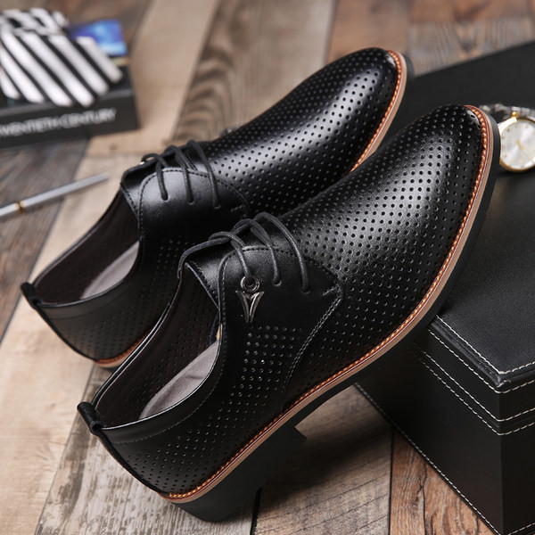 Praegused ökonahast paeltega meeste kingad