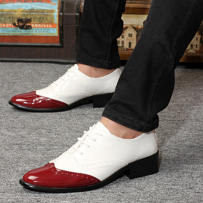 Vīriešu lakādas smailas kurpes ar šņorēm