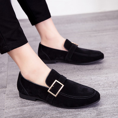 Öko-seemisnahast valmistatud moodsad meeste kingad, mis sobivad selleks puhuks