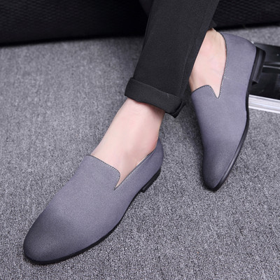 Öko-seemisnahast valmistatud moodsad meeste kingad, mis sobivad selleks puhuks