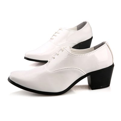 Férfi hivatalos cipő 6 cm-es sarokkal, öko bőrből és fűzővel