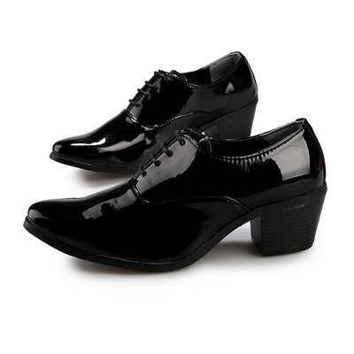 Férfi hivatalos cipő 6 cm-es sarokkal, öko bőrből és fűzővel