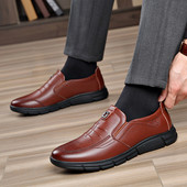 Meeste metallkaunistustega nahast kingad