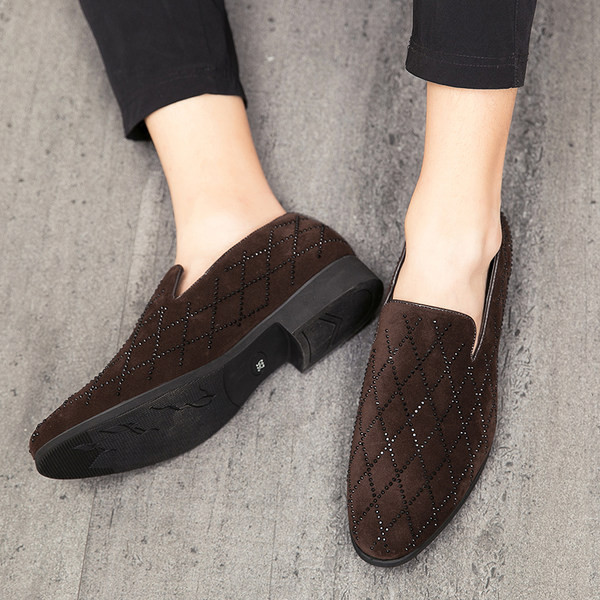 Elegantsed ümarad ökoseemisnahast kingad