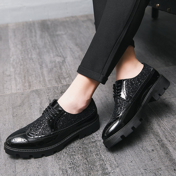 Ανδρικά επίσημα παπούτσια νέο μοντέλο με κορδόνια και τραχιά σόλα