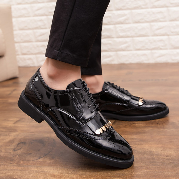 Vīriešu formālie apavi ar šņorēm - jauns modelis
