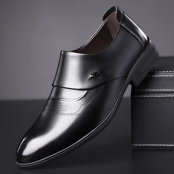 Praegused meeste kingad musta värvi - kaks mudelit