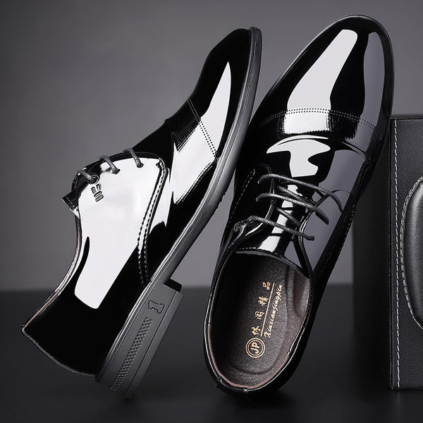 Praegused meeste kingad musta värvi - kaks mudelit