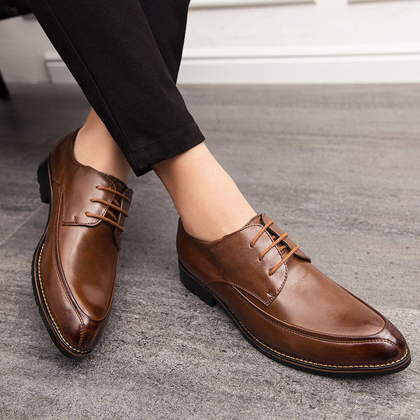 Elegantsed paeltega lakknahast kingad - teravatipuline mudel