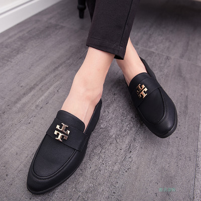 Terava mudeliga meeste nahast kingad metallpandlaga