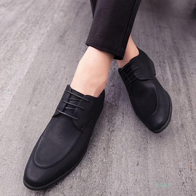 Terava mudeliga meeste nahast kingad metallpandlaga