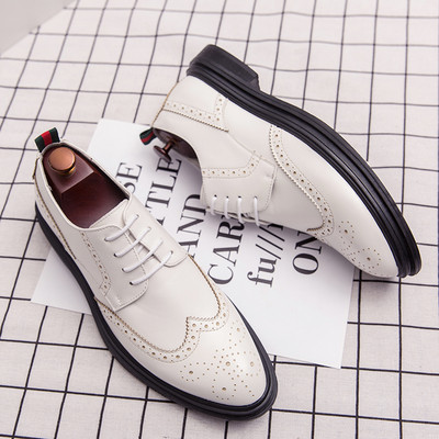 Uus mudel kunstnahast paeltega kingad