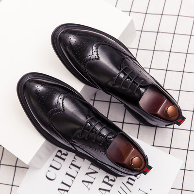 Uus mudel kunstnahast paeltega kingad