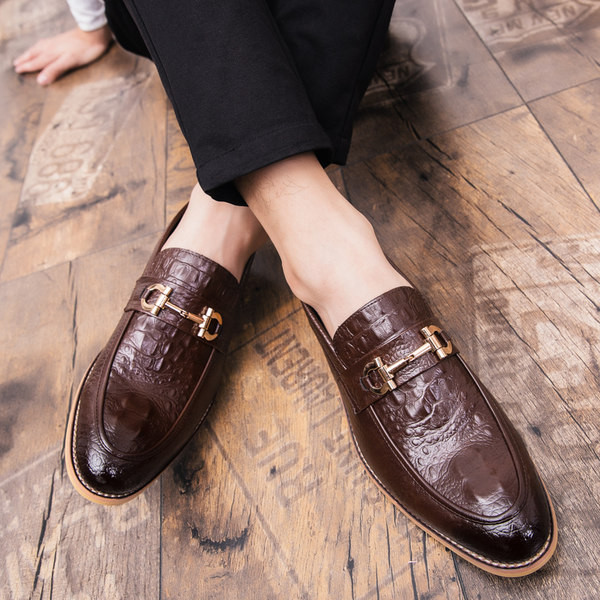 Svinīgi vīriešu ādas apavi ar metāla apdari