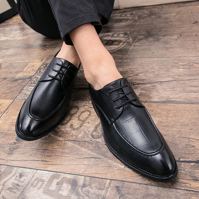 Elegantne paeltega kingade mudel - meestele