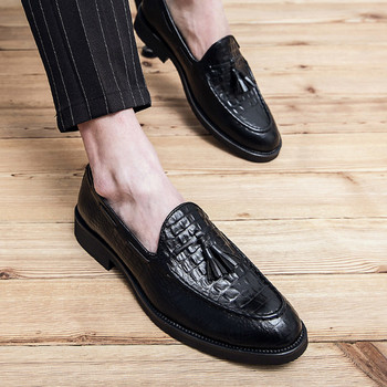 Мъжки официални обувки от еко кожа с пискюлл