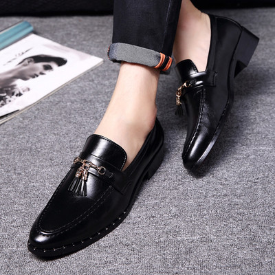 Moodsad pandlaga seemisnahast kingad, mis sobivad igaks juhuks