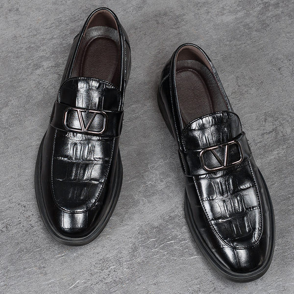 Ανδρικά έκο δερμάτινα παπούτσια με μεταλλική διακόσμηση