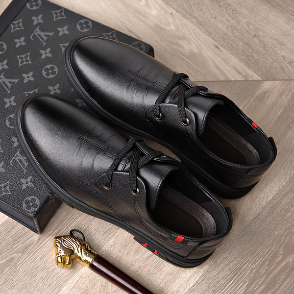 Ανδρικά παπούτσια από οικολογικό δέρμα με κορδόνια - σε δύο χρώματα