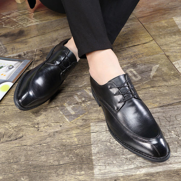 Ανδρικά έκο δερμάτινα παπούτσια μυτερό μοντέλο με κορδόνια