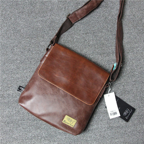 Modern férfi műbőr táska fém rögzítéssel