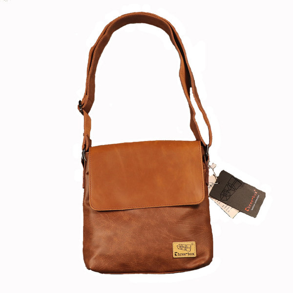 Modern férfi műbőr táska fém rögzítéssel