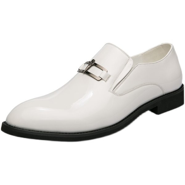 Formális férfi bőrcipő fém elemmel