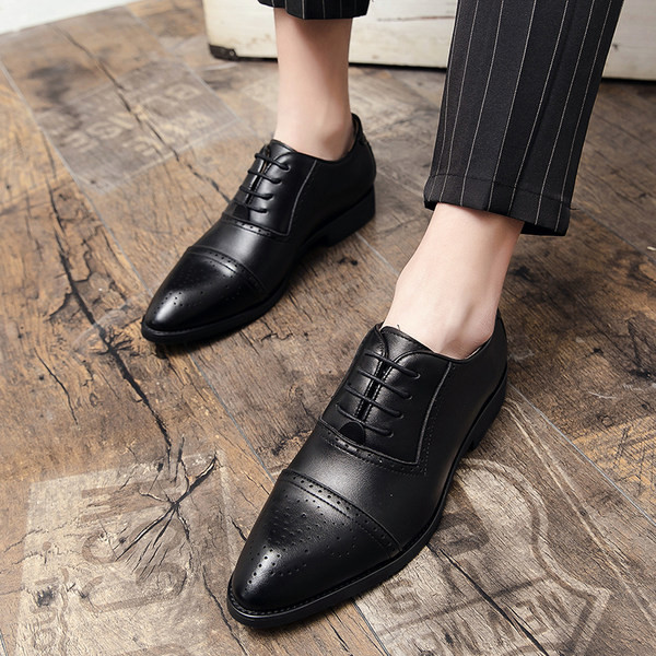 Bőr férfi formális cipő fűzővel