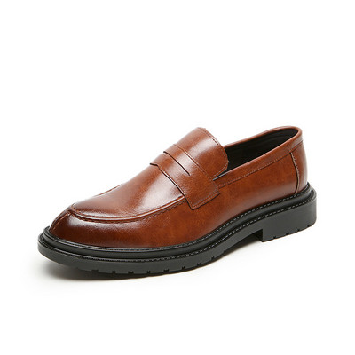 Uus ökonahast kingade mudel kolmes värvitoonis