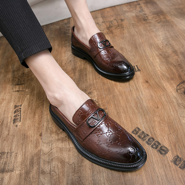 Meeste ökonahast jalatsid metallelemendiga