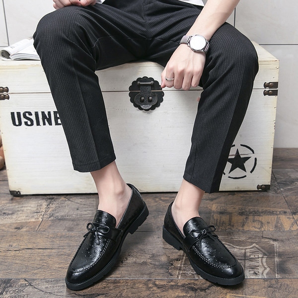 Formális férfi cipő szalaggal - öko bőr