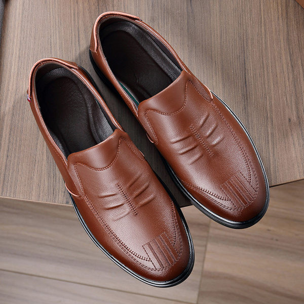 Mūsdienīgi apavi no eko ādas ar plakanu zoli