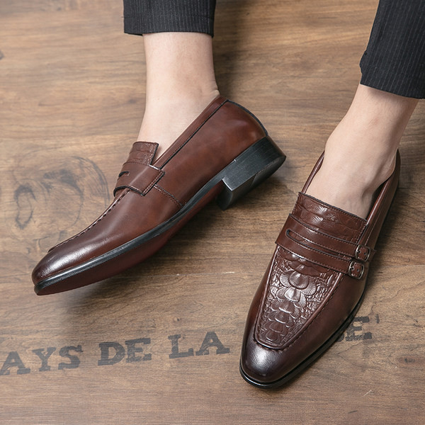 Νέο μοντέλο ανδρικά παπούτσια  από οικολογικό δέρμα με αγκράφα - ρετρό στυλ