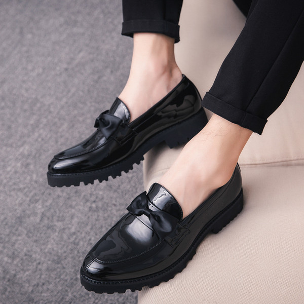 Lakknahast paelaga meeste kingad