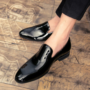 Мъжки лачени обувки - изчистен модел