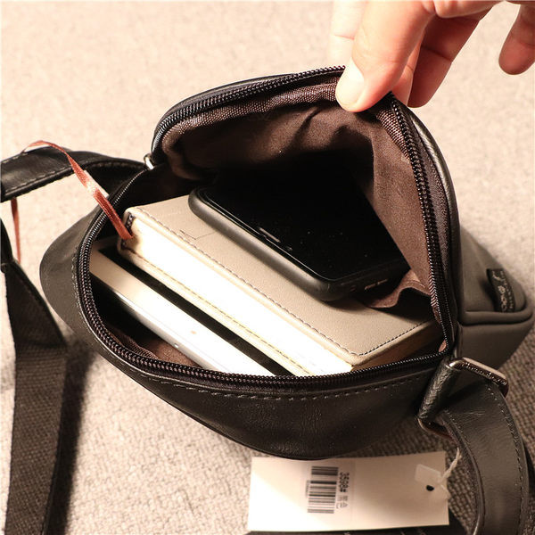 Eko bőrből készült modern férfi táska hosszú füllel