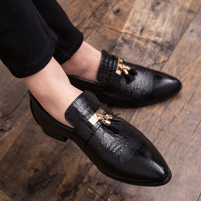 Ανδρικά κομψά παπούτσια από απομίμηση δέρματος κροκοδείλου