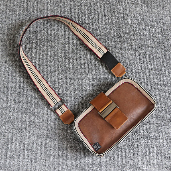 Meeste minikandiline metallist elemendiga kott