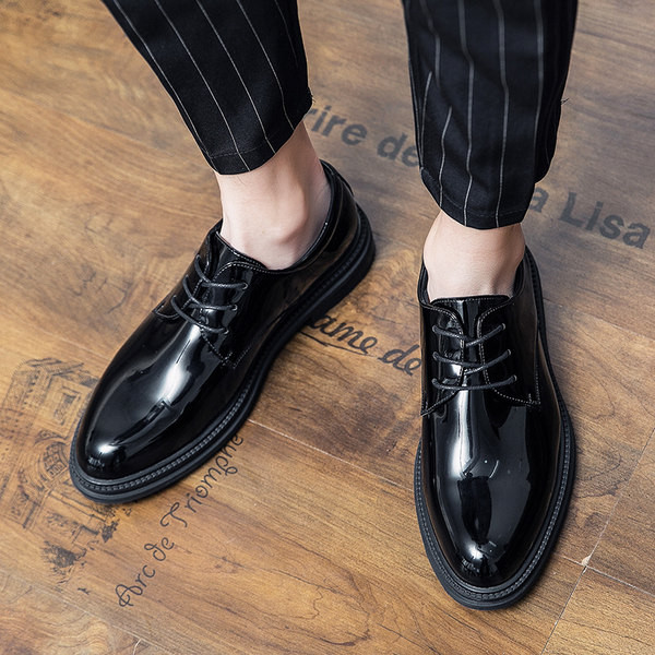 Ametlikud meeste kingad – teravatipuline mudel