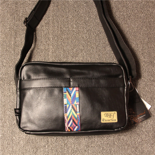 Meeste nahast kott värvilise paela ja pika sangaga