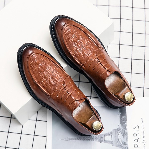 Uus mudel meeste terava otsaga kunstnahast kingad - paeltega