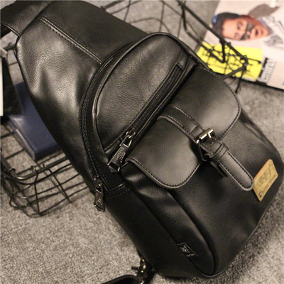 Vabaaja meeste kott luku ja metallist pandlaga